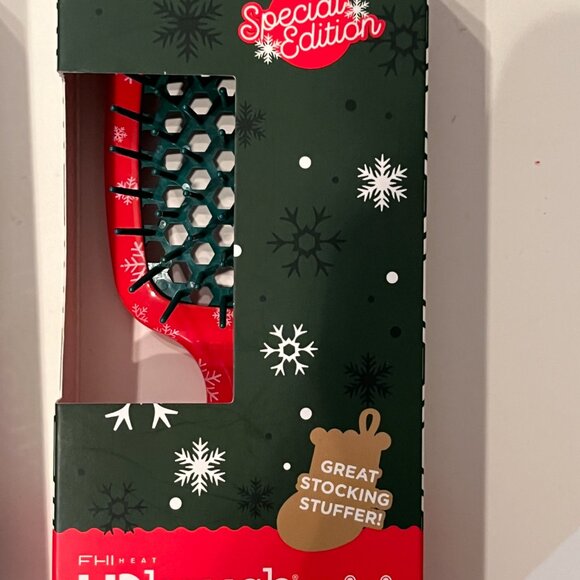 Unbrush Minis (TWO) (Red and‎ Green) / new/w/x - Picture 9 of 10